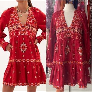 Anthropologie Embroidered Dress with pockets!! In a size Medium